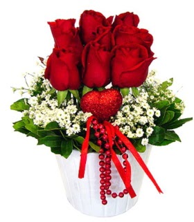 9 kırmızı gül seramik ve kalp çubuk  İstanbul Ümraniye çiçek gönderme 