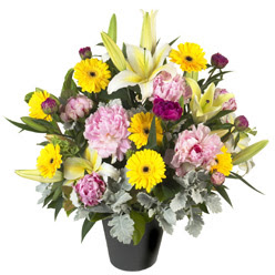 karisik mevsim çiçeklerinden vazo tanzimi  İstanbul Ümraniye uluslararası çiçek gönderme 