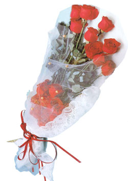 11 adet kirmizi güller buket tanzimi   İstanbul Ümraniye çiçek siparişi sitesi 